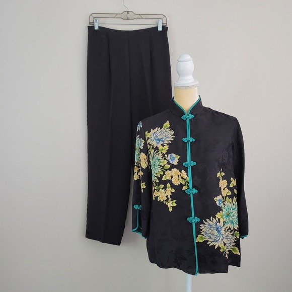 Vintage ROBBIE BEE Size 8P Silk 2-Piece Set Asian Inspired Blouse & Black Pants - Picture 1 of 10